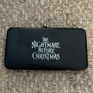 Wallet ; nightmare before christmas